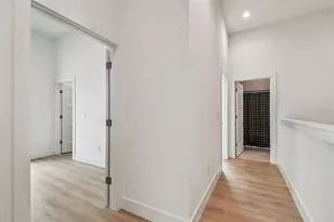 3840 Pompano Dr SE, Saint Petersburg, FL 33705 - Photo 54