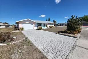 601 Allegheny Dr, Sun City Center, FL 33573 - Photo 2