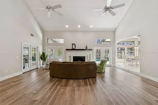 3812 Little Rd, Lutz, FL 33548 - Photo 10