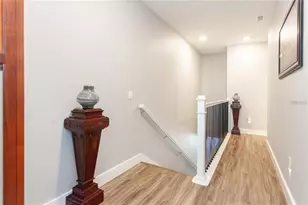 1273 Savona Dr NE, Saint Petersburg, FL 33702 - Photo 16