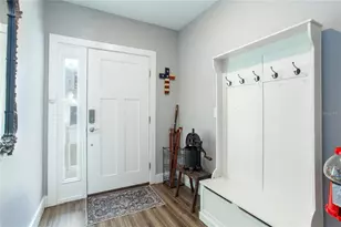 1273 Savona Dr NE, Saint Petersburg, FL 33702 - Photo 4