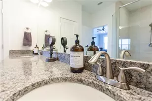 1273 Savona Dr NE, Saint Petersburg, FL 33702 - Photo 20