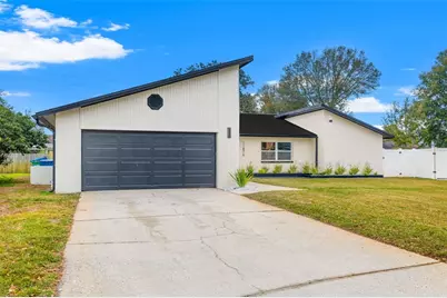 11876 Marla Lane, Seminole, FL 33772 - Photo 6