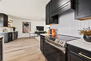 11876 Marla Ln, Seminole, FL 33772 - Photo 22