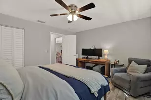 8781 Leona St, Seminole, FL 33772 - Photo 18