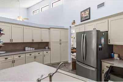 34515 Cedarfield Drive, Dade City, FL 33523 - Photo 10