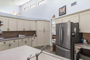 34515 Cedarfield Dr, Dade City, FL 33523 - Photo 10