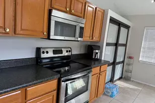 1421 Mohrlake Dr, Brandon, FL 33511 - Photo 22
