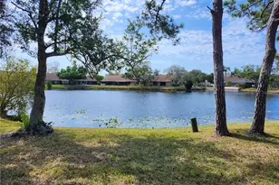 9896 Lake Seminole Dr E, Largo, FL 33773 - Photo 2
