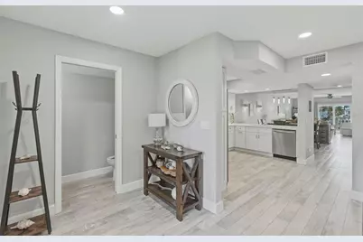 544 Pinellas Bayway S #TH13, Tierra Verde, FL 33715 - Photo 4