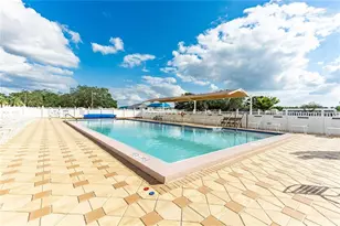 37240 Beverly Ave, Zephyrhills, FL 33542 - Photo 34