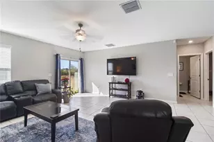 15541 Colt Creek Pl, Sun City Center, FL 33573 - Photo 12