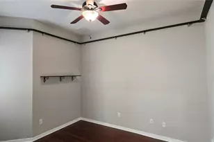 20426 Walnut Grove Ln, Tampa, FL 33647 - Photo 4