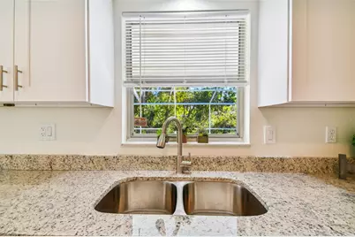 3165 Woodmont Drive, Sarasota, FL 34232 - Photo 22