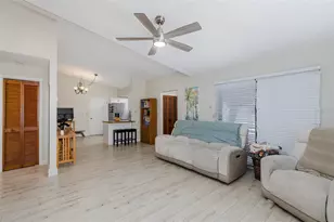 724 Virginia Ave, Tarpon Springs, FL 34689 - Photo 6