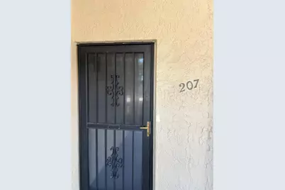 7951 58th Avenue N #207, Saint Petersburg, FL 33709 - Photo 4