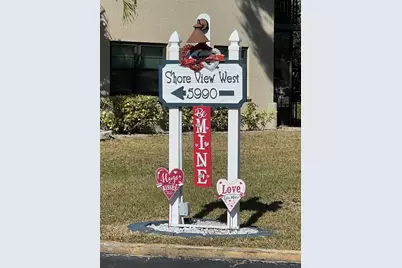 7951 58th Avenue N #207, Saint Petersburg, FL 33709 - Photo 2