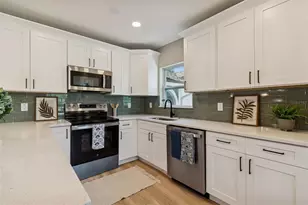 6936 9th Ave N, Saint Petersburg, FL 33710 - Photo 8