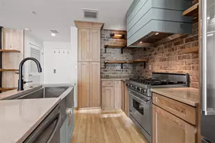 1208 E Kennedy Blvd, Tampa, FL 33602 - Photo 6