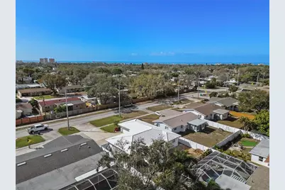 13565 86th Avenue, Seminole, FL 33776 - Photo 4