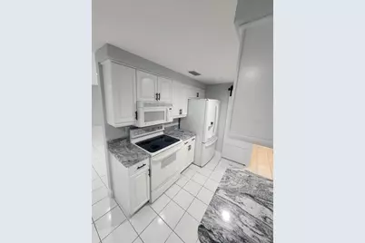 3109 Sandspur Drive, Tampa, FL 33618 - Photo 4
