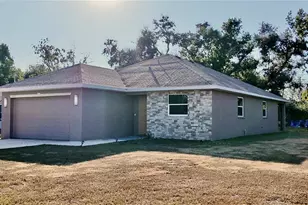 1813 1st Ave E, Palmetto, FL 34221 - Photo 2