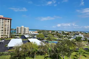 690 Island Way, Clearwater Beach, FL 33767 - Photo 18