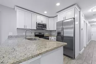 8506 N 16th St, Tampa, FL 33604 - Photo 16