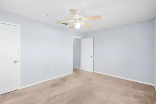 18001 Richmond Pl Dr, Tampa, FL 33647 - Photo 28