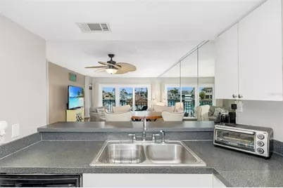 51 Island Way #108, Clearwater Beach, FL 33767 - Photo 24