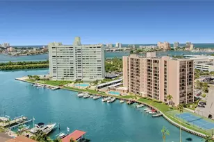 51 Island Way, Clearwater Beach, FL 33767 - Photo 2
