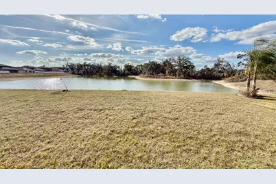 6523 Bar S Bar Trail, Zephyrhills, FL 33541 - Photo 36