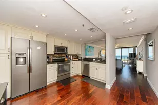 1250 Gulf Blvd, Clearwater Beach, FL 33767 - Photo 8