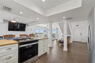 8432 W Gulf Blvd, Treasure Island, FL 33706 - Photo 30