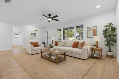 4430 1st Way NE, Saint Petersburg, FL 33703 - Photo 2