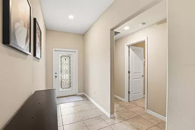 211 English Channel Place, Dover, FL 33527 - Photo 4