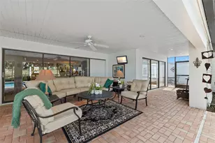 3132 Masters Dr, Clearwater, FL 33761 - Photo 36