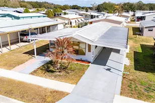 3824 Kim Dr, Wesley Chapel, FL 33543 - Photo 4