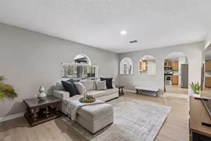31537 Earn Dr, Wesley Chapel, FL 33545 - Photo 4