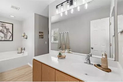 31537 Earn Drive, Wesley Chapel, FL 33545 - Photo 10