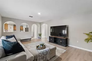 31537 Earn Dr, Wesley Chapel, FL 33545 - Photo 32