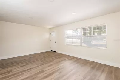 110 W Brentridge Drive, Brandon, FL 33511 - Photo 6