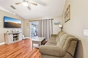 719 Somerstone Dr, Valrico, FL 33594 - Photo 8