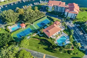 1805 Mariner Dr, Tarpon Springs, FL 34689 - Photo 24