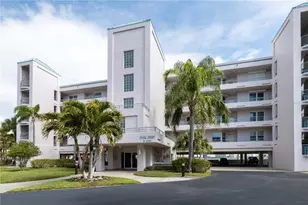 8001 Sailboat Key Blvd S, Saint Pete Beach, FL 33707 - Photo 32