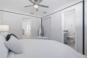 1027 27th Ave S, Saint Petersburg, FL 33705 - Photo 26