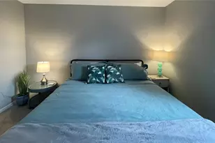 606 N Mayo St, Crystal Beach, FL 34681 - Photo 10