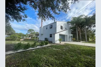 606 N Mayo Street, Crystal Beach, FL 34681 - Photo 2