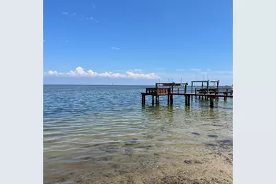 1798 New Hampshire Avenue NE, Saint Petersburg, FL 33703 - Photo 26