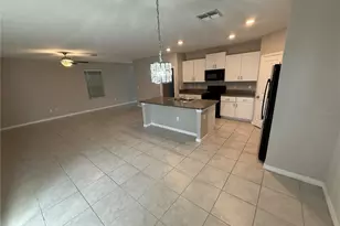 12016 MIracle Mile Dr, Riverview, FL 33578 - Photo 6